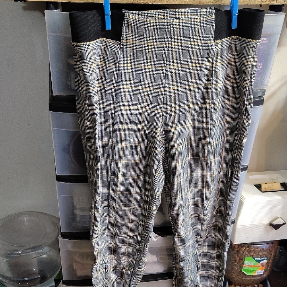 Plaid High-Waisted Pants